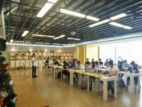 深物聯(lián)新基建技術(shù)產(chǎn)品交流會成功舉辦，助推技術(shù)開發(fā)創(chuàng)新